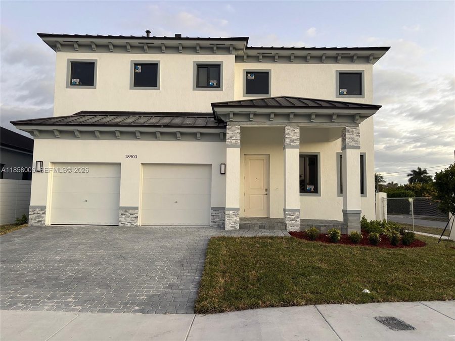 Casa unifamiliar con jardín en Kendall, Florida